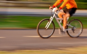 Safety Tips for Bicyclists and Drivers
